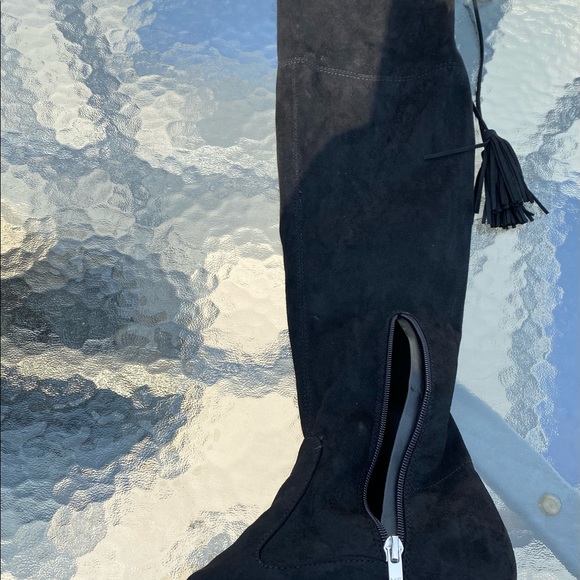 Marc Fisher Over The Knee Faux Suede Boots w/ties - Picture 12 of 16